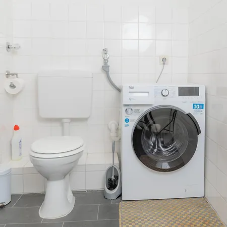 Fewo1846 - Strandkoje - Elegante Altbauwohnung Mit Hafenblick Fuer Max 5 Personen *
